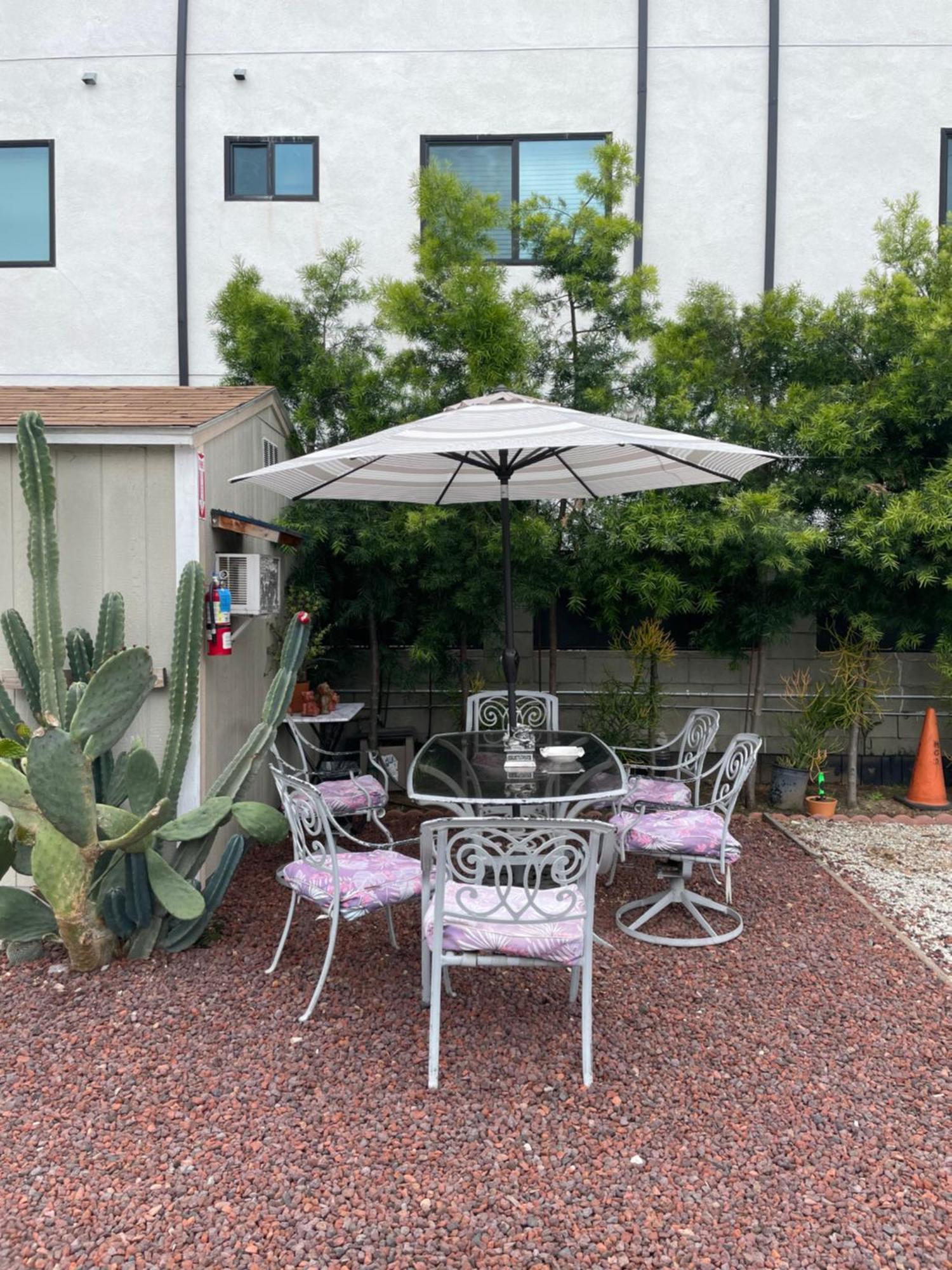 Small Private La Bedroom W Wifi - Private Fridge - Ac Near Usc - Exposition Park - Usc Memorial Coliseum - Banc Of California Bmo Stadium - Downtown Los Angeles Dtla - University Of Southern California Usc!!! Exterior foto